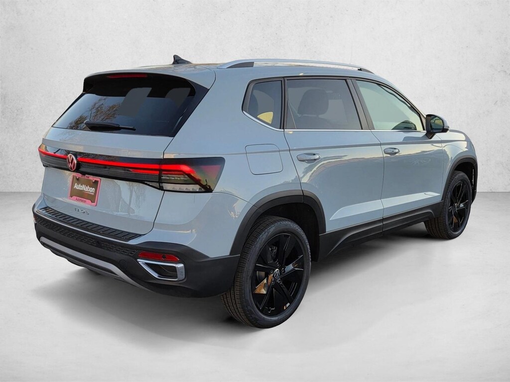 New 2026 Volkswagen Taos 1.5T SE SUV