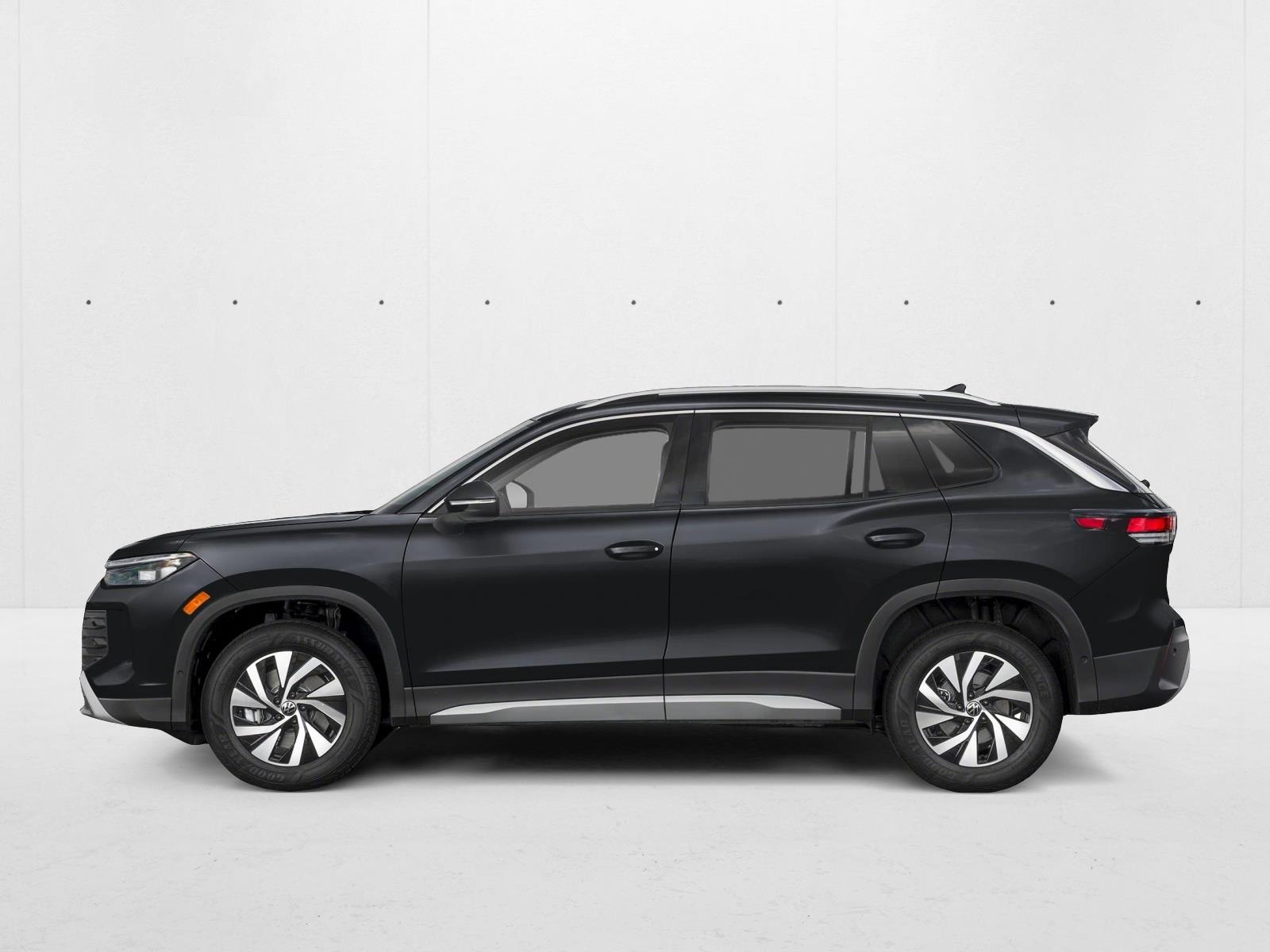 2026 Volkswagen Tiguan S photo 3