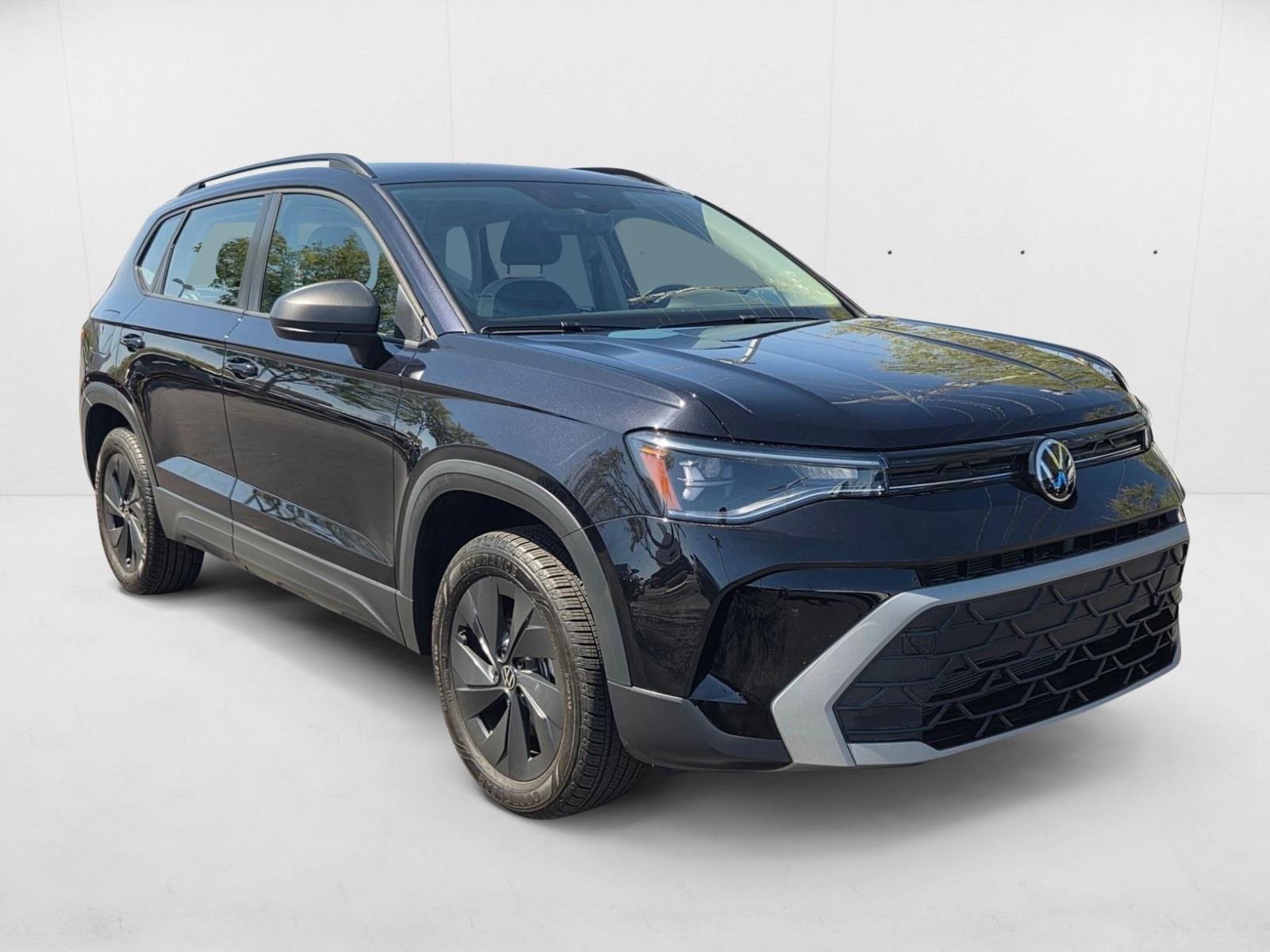 2025 Volkswagen Taos S photo 3