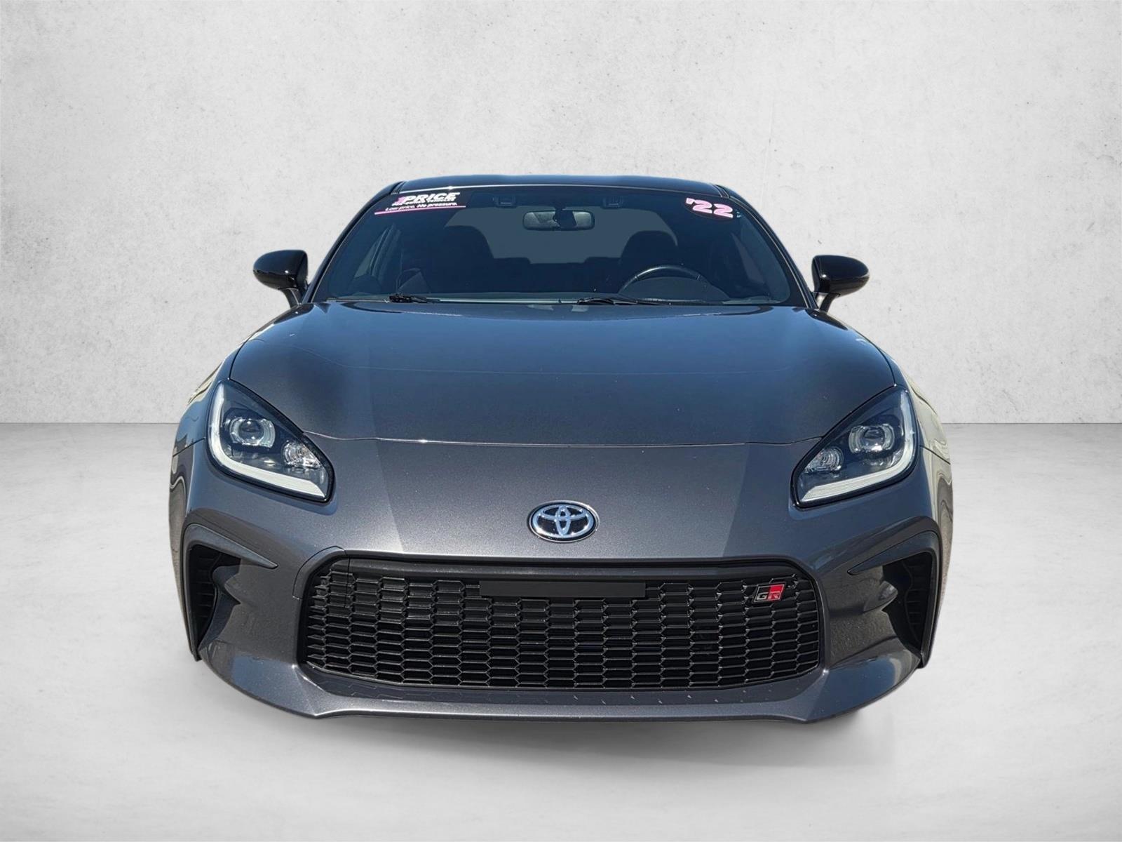 2022 Toyota GR86 Base photo 2