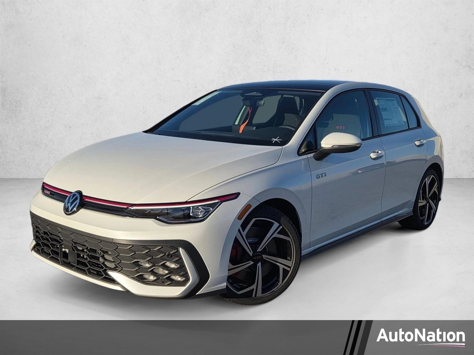 2026 Volkswagen Golf GTI 2.0T SE 4-door DSG's photo