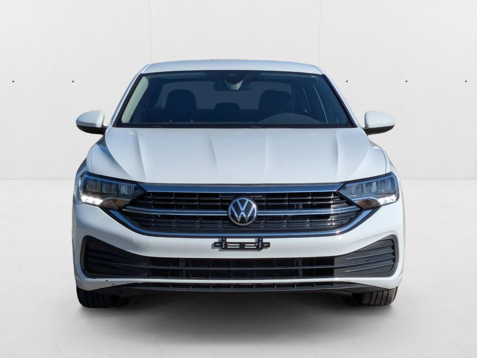 2022 Volkswagen Jetta 1.5T S photo 2