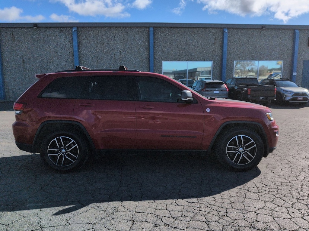 Used 2018 Jeep Grand Cherokee Trailhawk 4x4 SUV