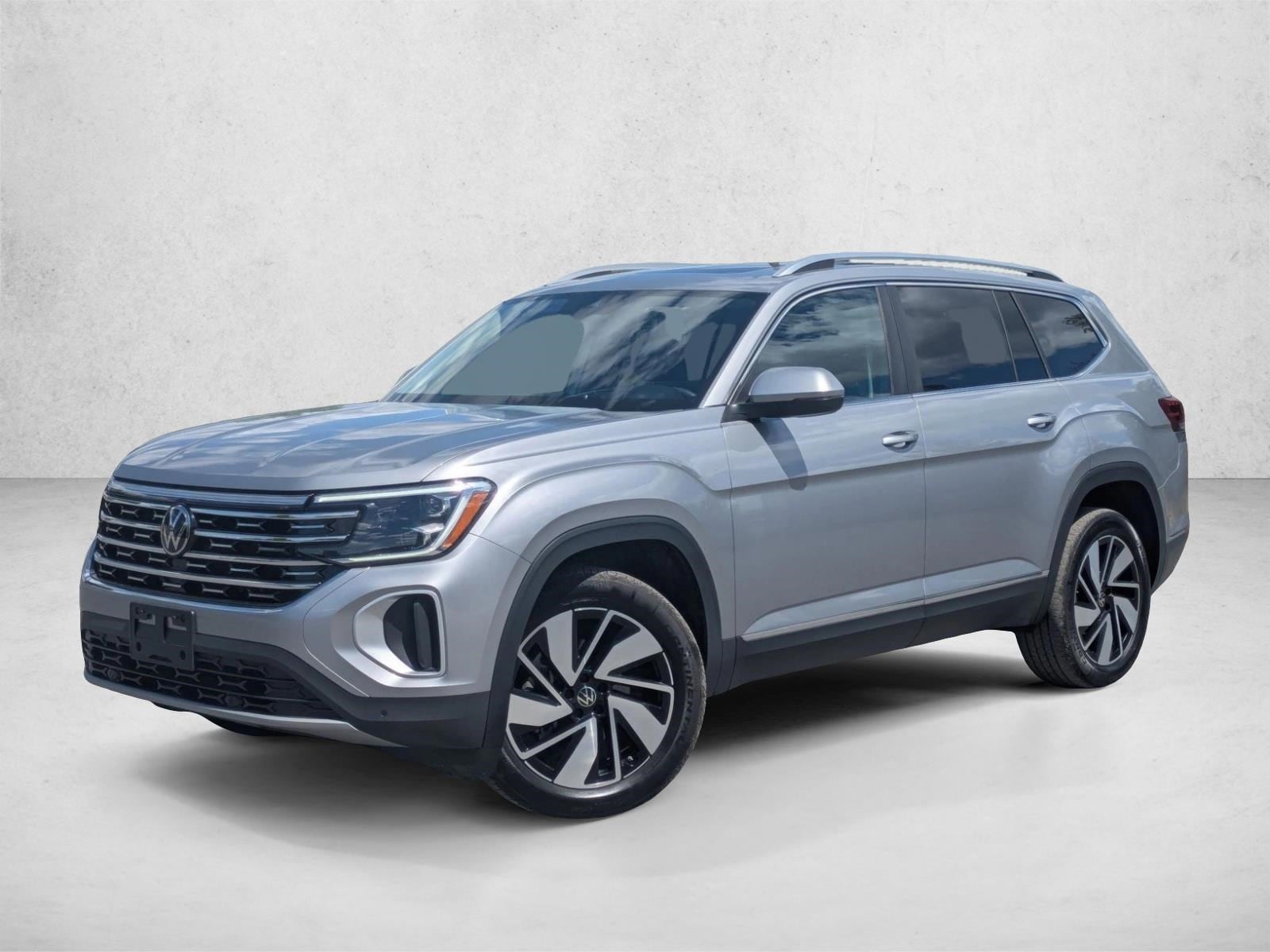 2024 Volkswagen Atlas 2.0T SEL 4MOTION's photo