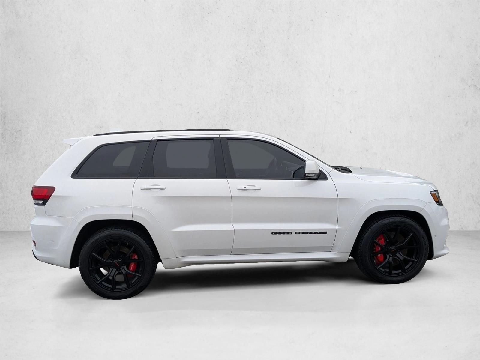 2018 Jeep Grand Cherokee SRT8 photo 3