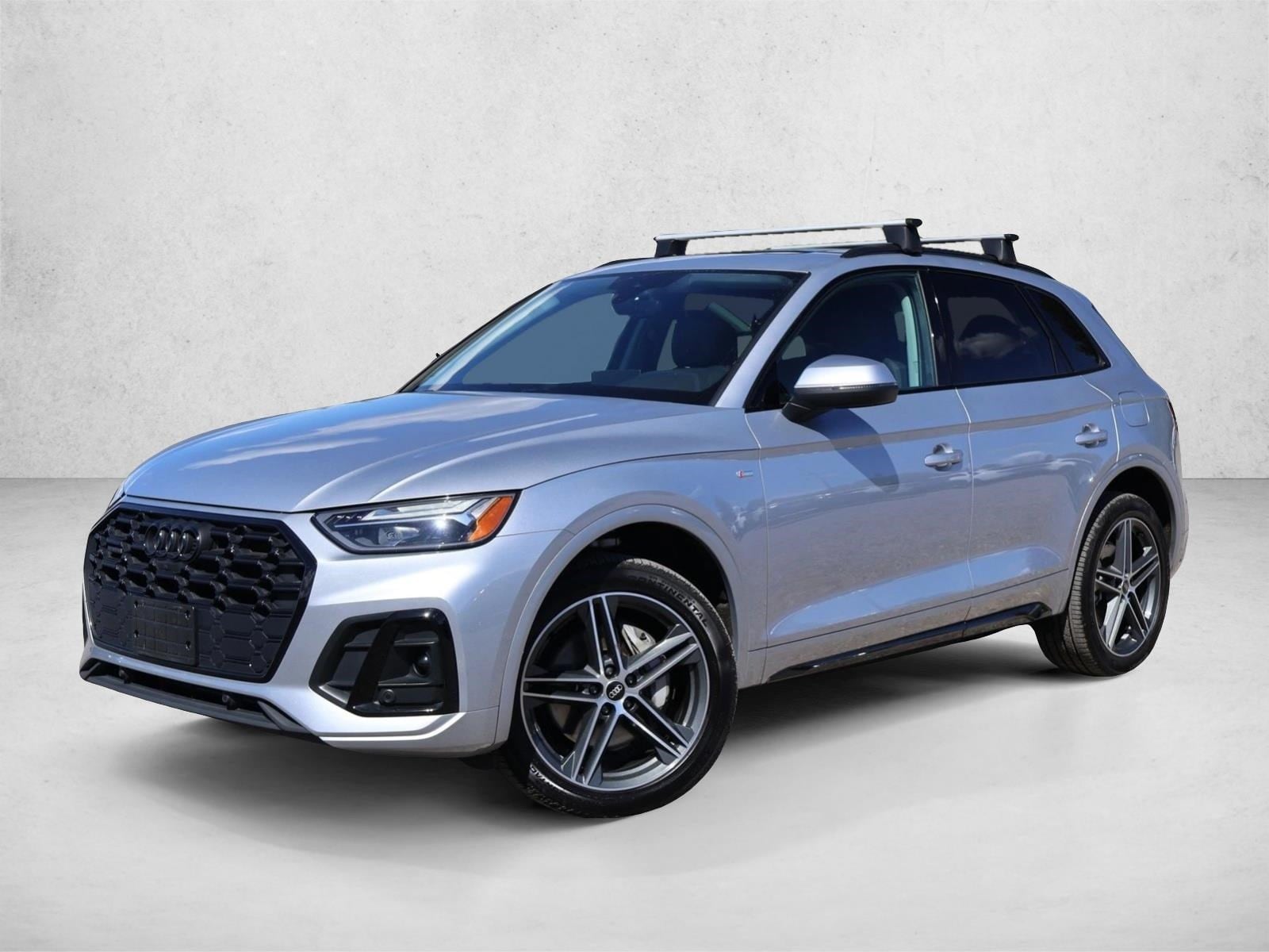 2023 Audi Q5 55 e Premium Plus's photo