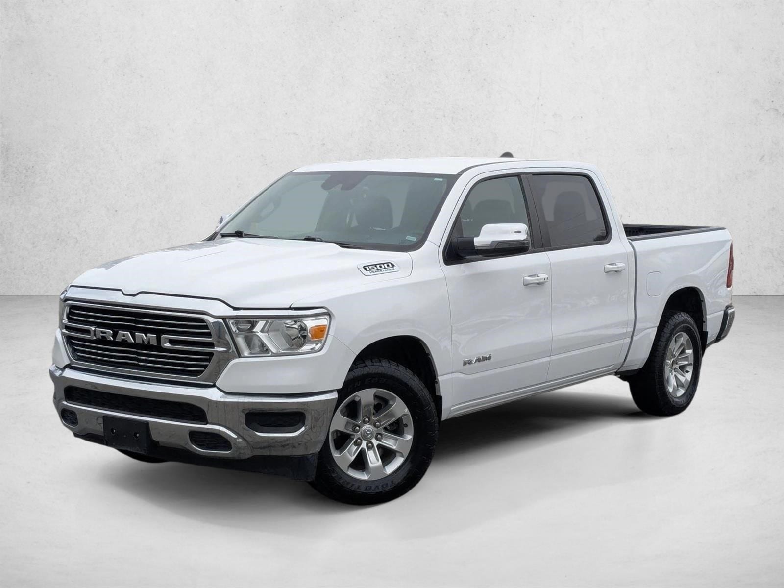 2024 RAM Ram 1500 Pickup Laramie's photo