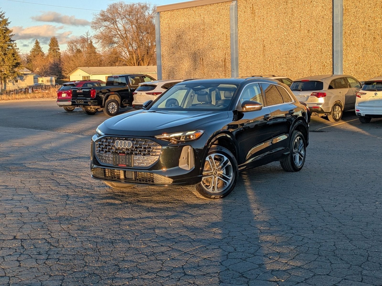 2025 Audi New Q5 Premium's photo