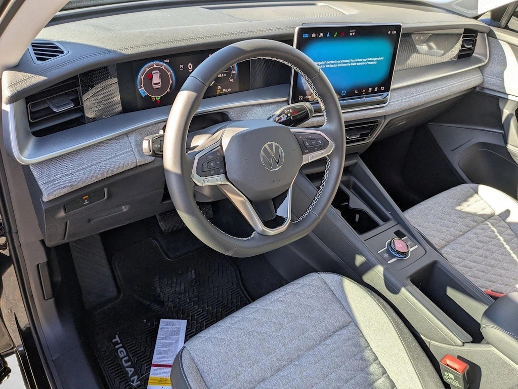 New 2025 Volkswagen Tiguan 2.0T S SUV
