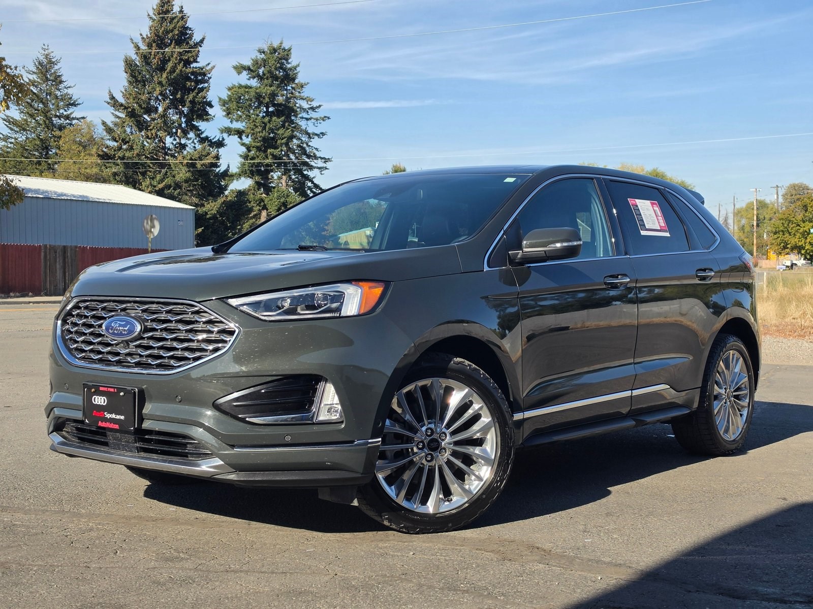 2022 Ford Edge Titanium