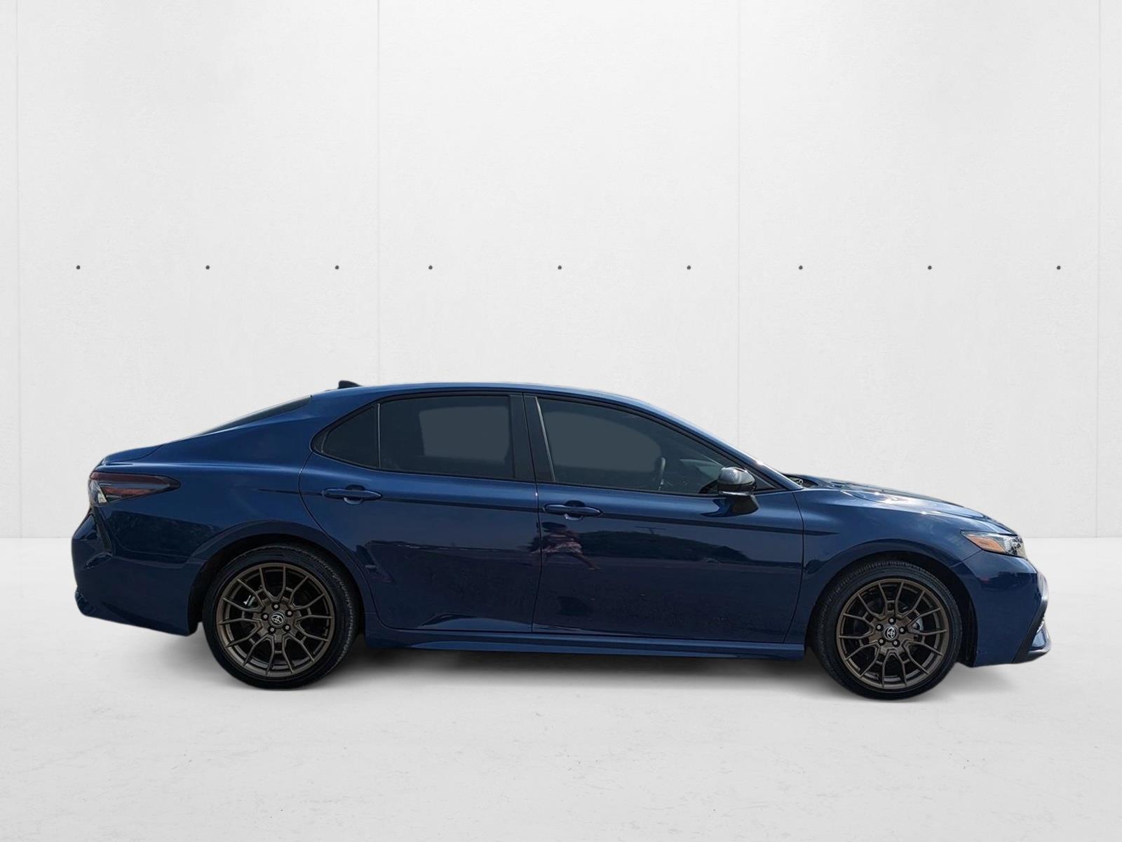2023 Toyota Camry SE photo 4