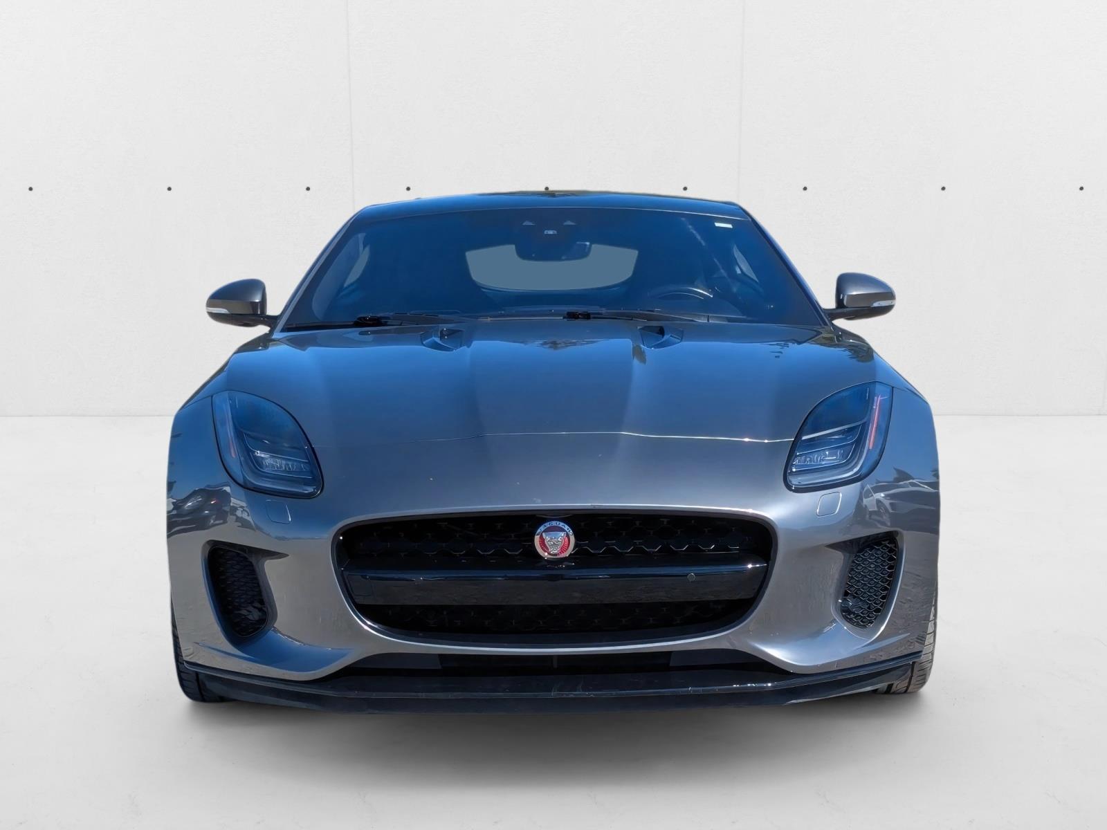 2018 Jaguar F-TYPE photo 2
