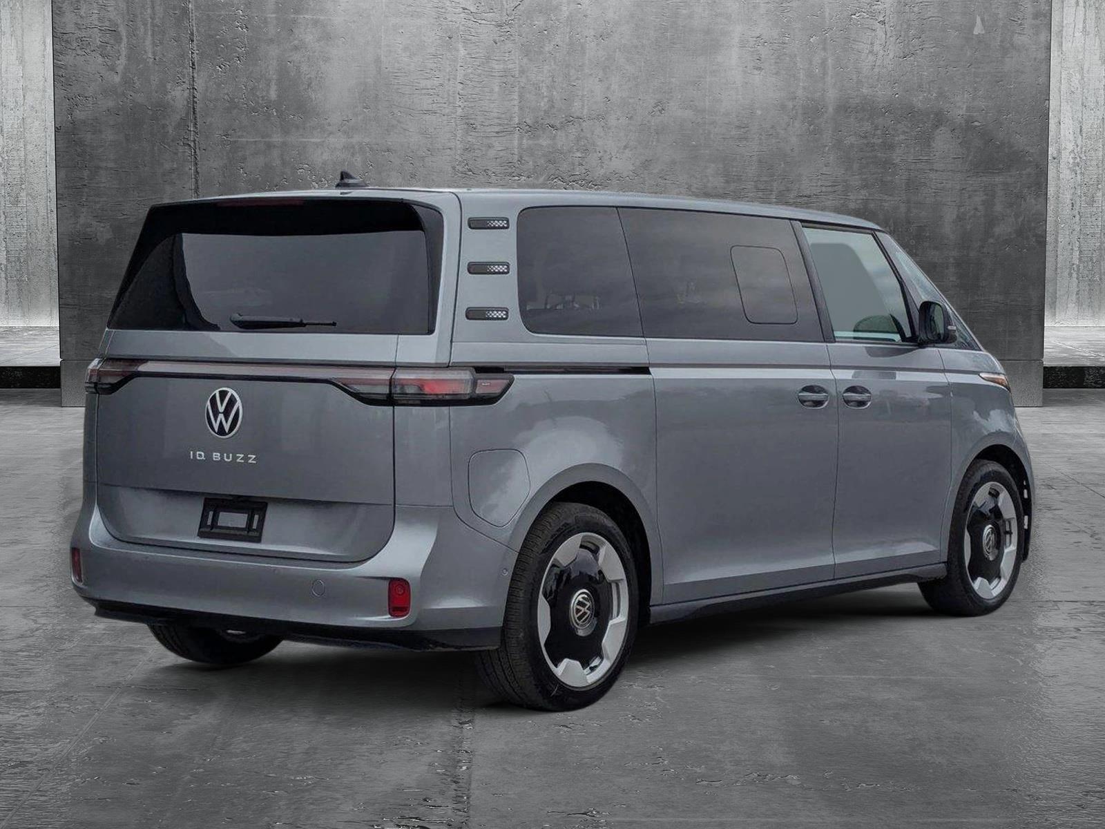 2025 Volkswagen ID. Buzz Pro S photo 2