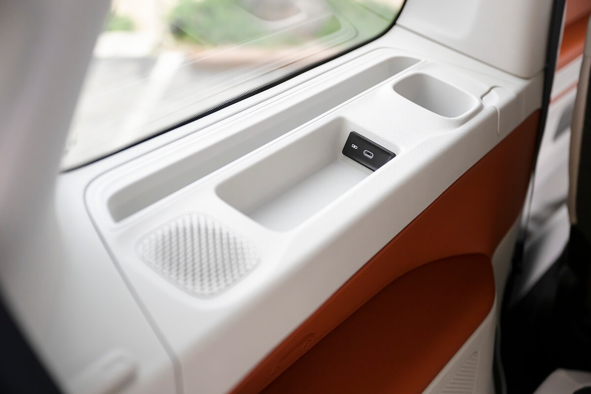 2024 VW ID. Buzz USB ports