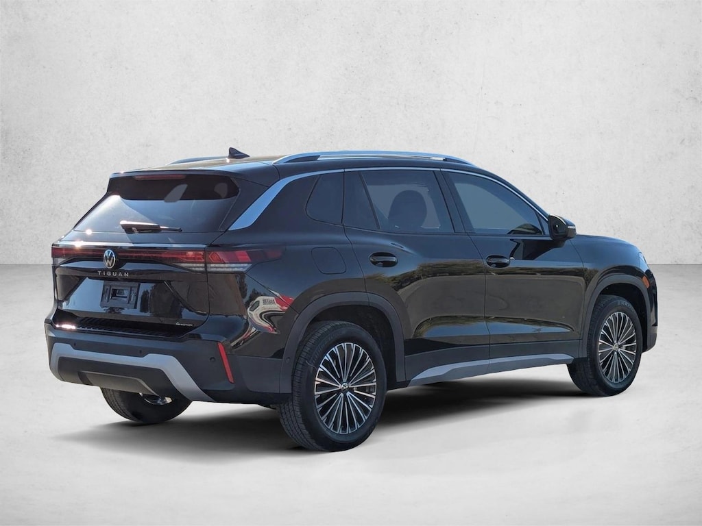 New 2025 Volkswagen Tiguan 2.0T S SUV