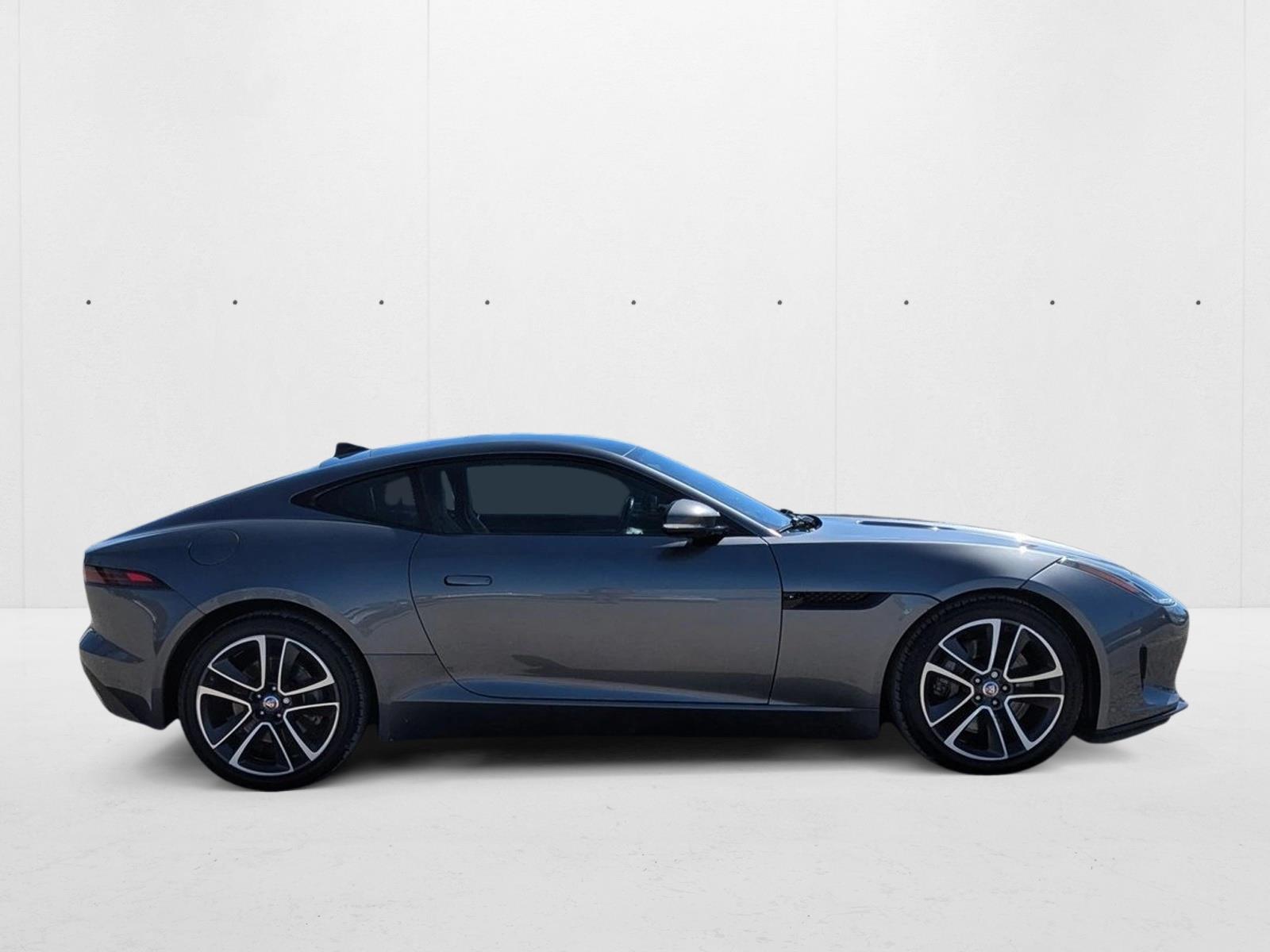 2018 Jaguar F-TYPE photo 4