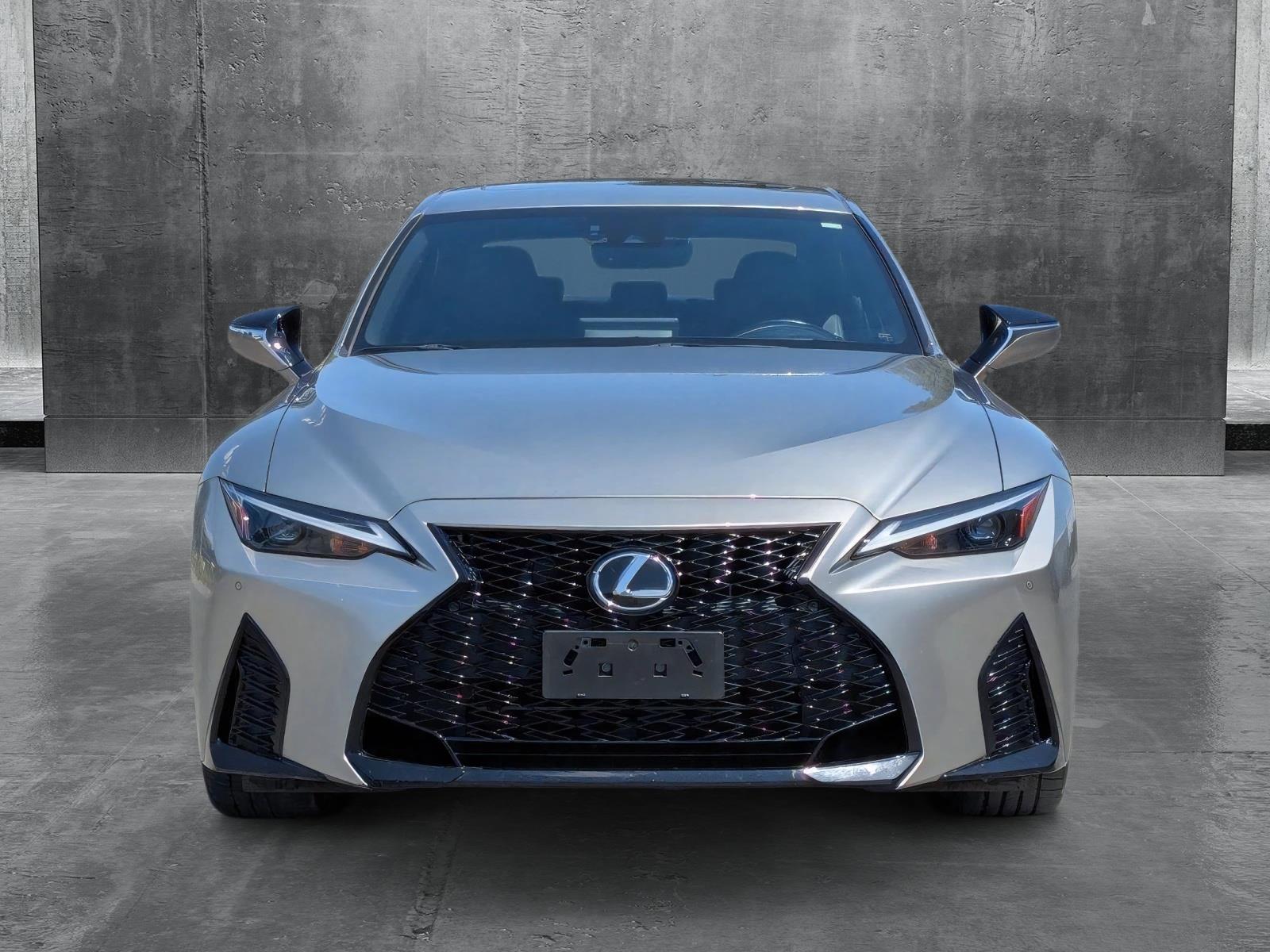 2021 Lexus IS 350 F SPORT photo 2