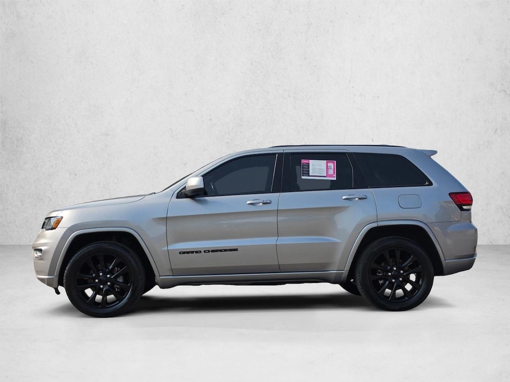 Used 2018 Jeep Grand Cherokee Laredo 4x4 SUV