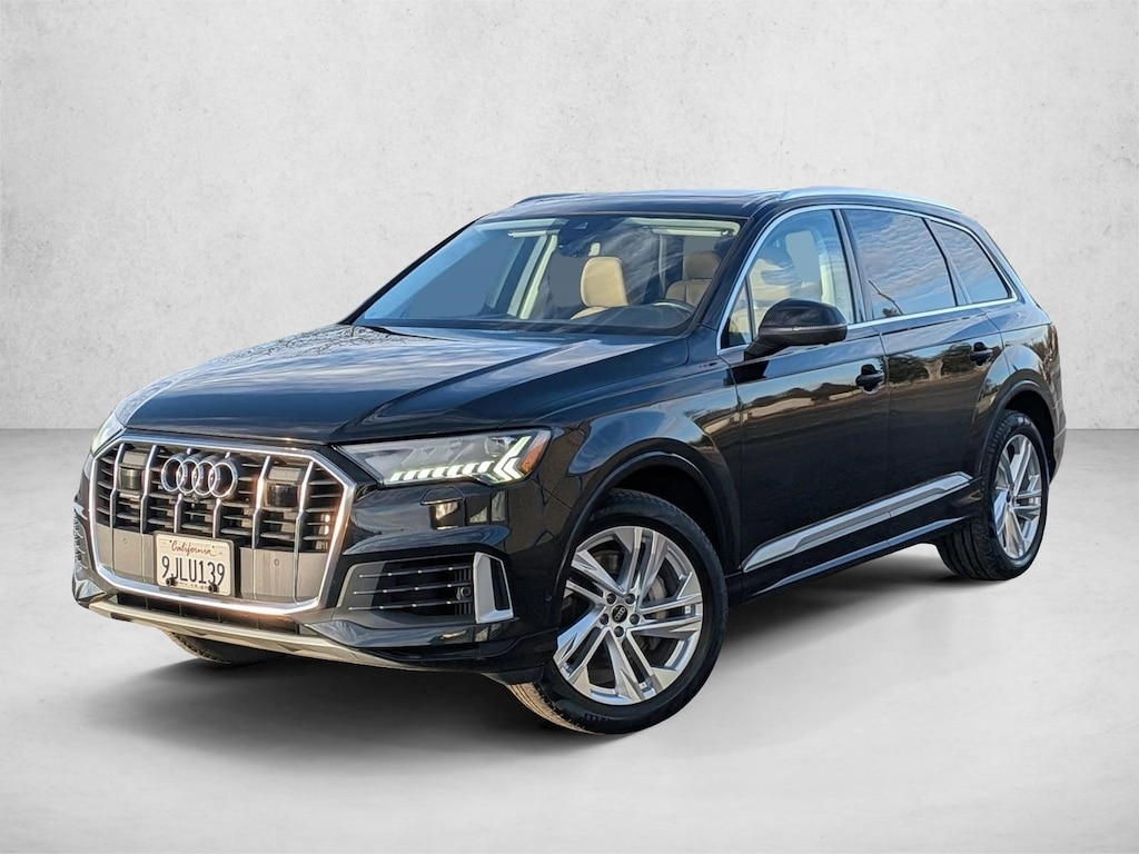Used 2024 Audi Q7 55 Premium SUV