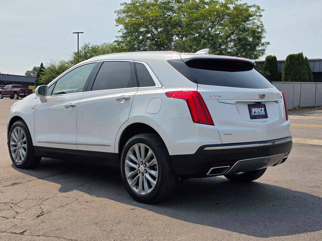 Used 2017 CADILLAC XT5 Platinum SUV