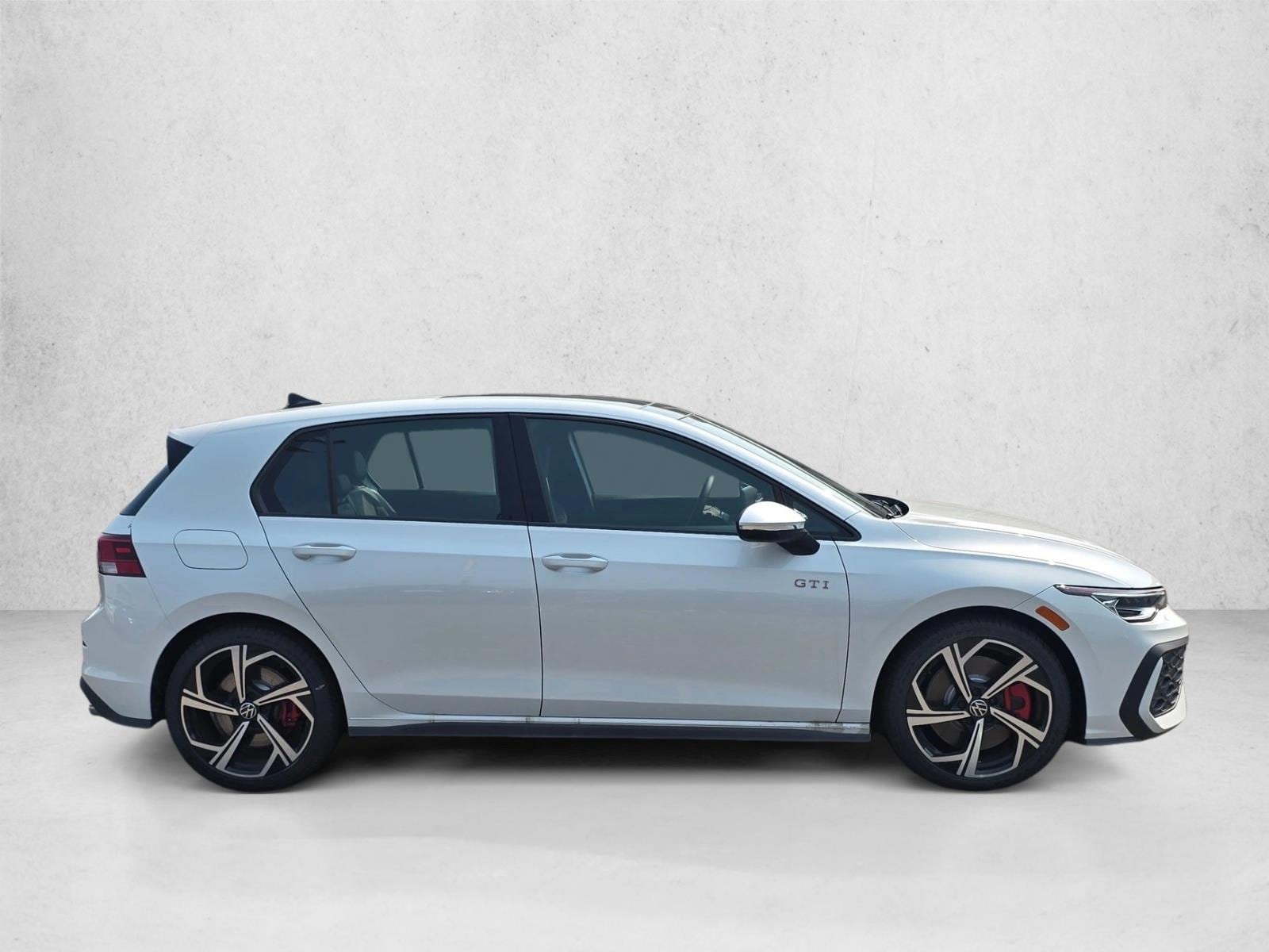 2025 Volkswagen Golf GTI SE - Photo 6