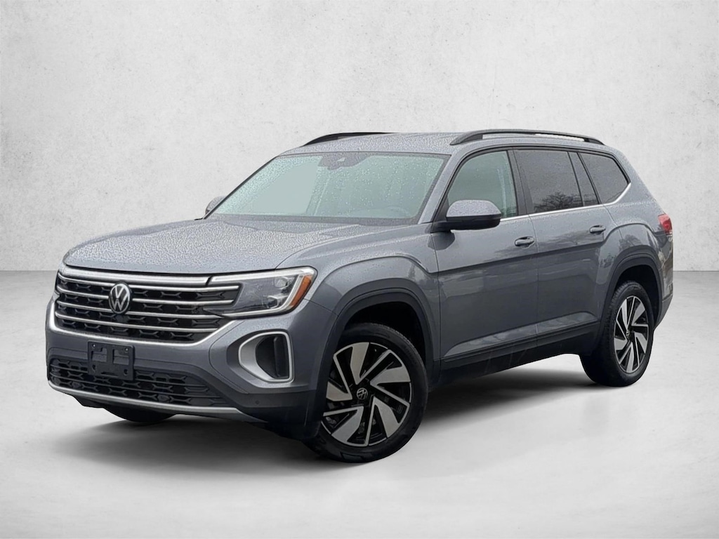 Used 2025 Volkswagen Atlas 2.0T SE w/Technology SUV