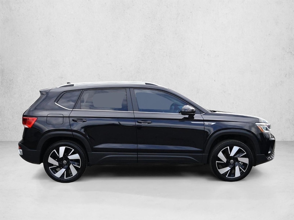 Used 2024 Volkswagen Taos 1.5T SEL SUV