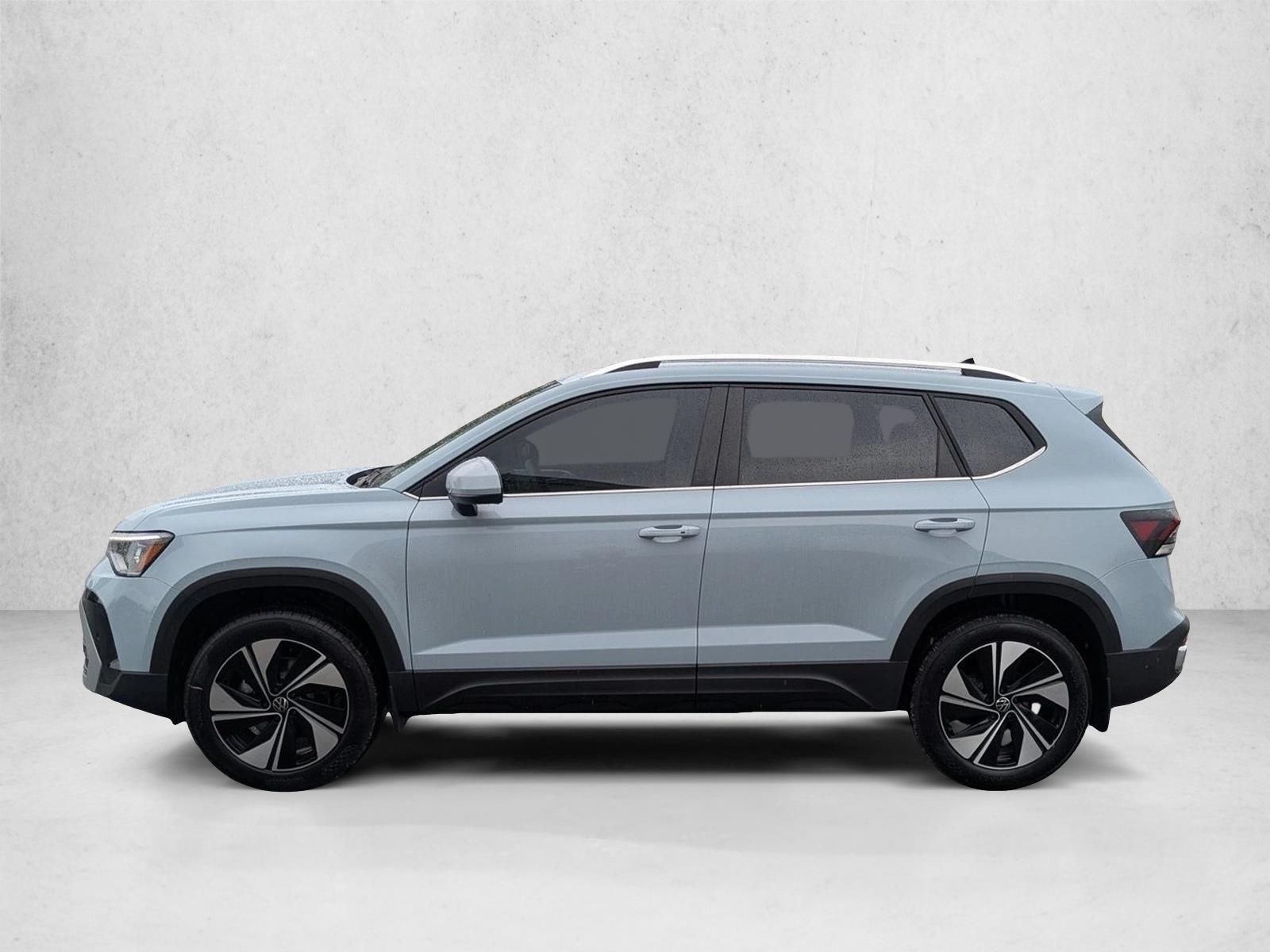 2025 Volkswagen Taos SE - Photo 10