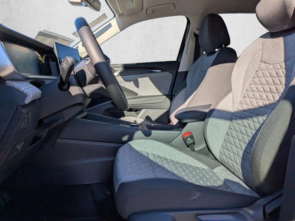 New 2025 Volkswagen Tiguan 2.0T S SUV