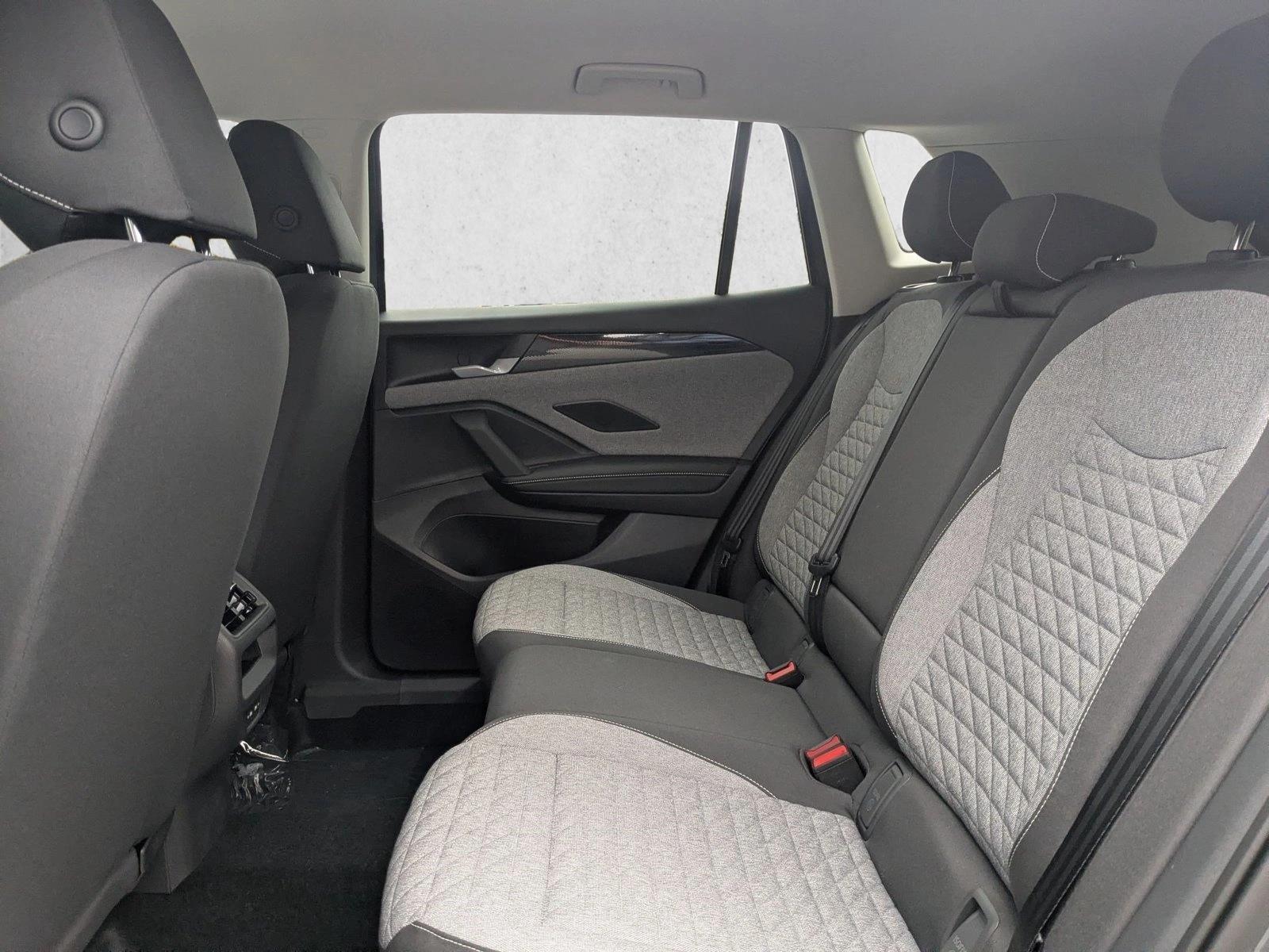 2025 Volkswagen Tiguan S - Photo 15