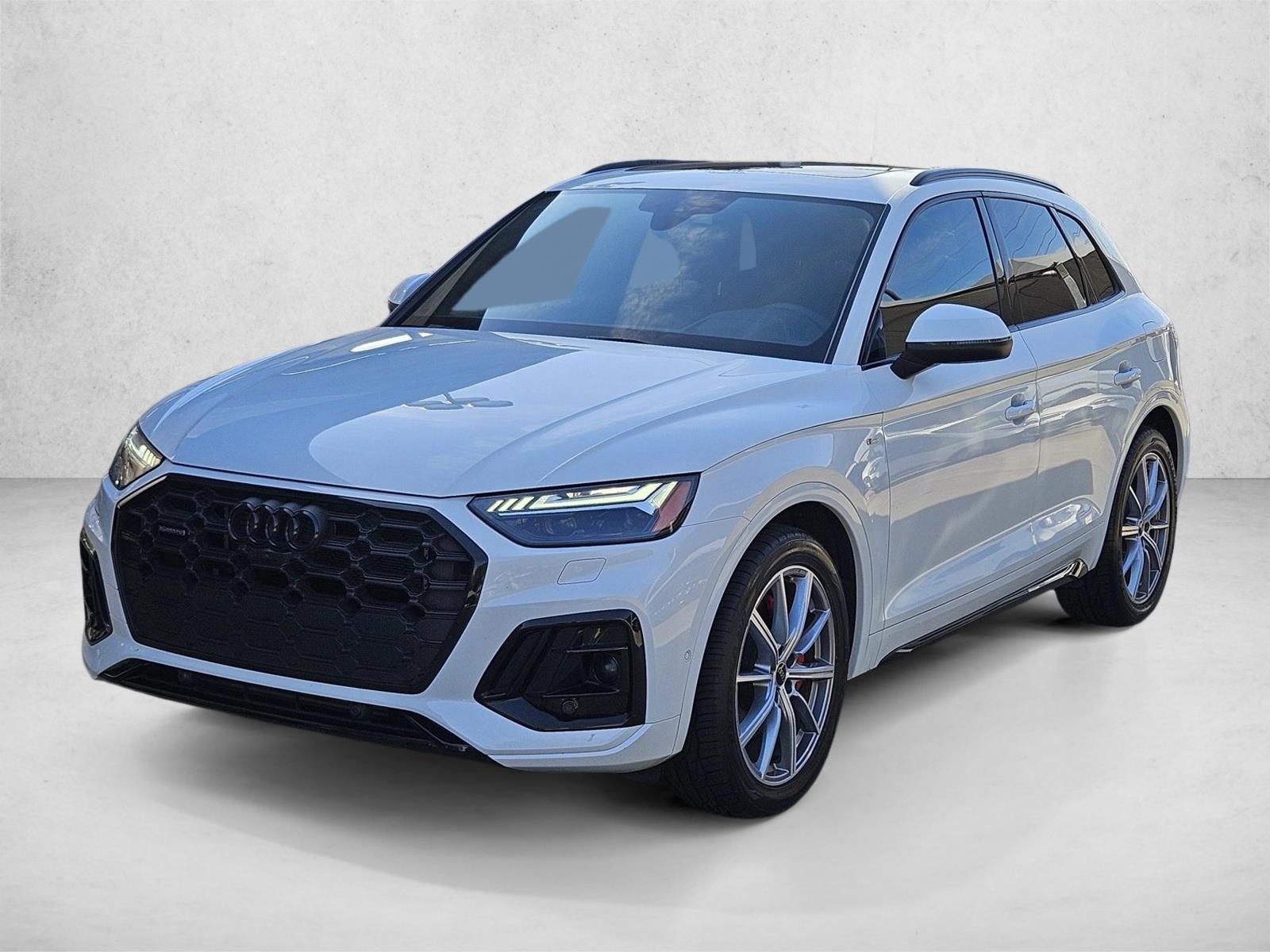  Audi Q5 e