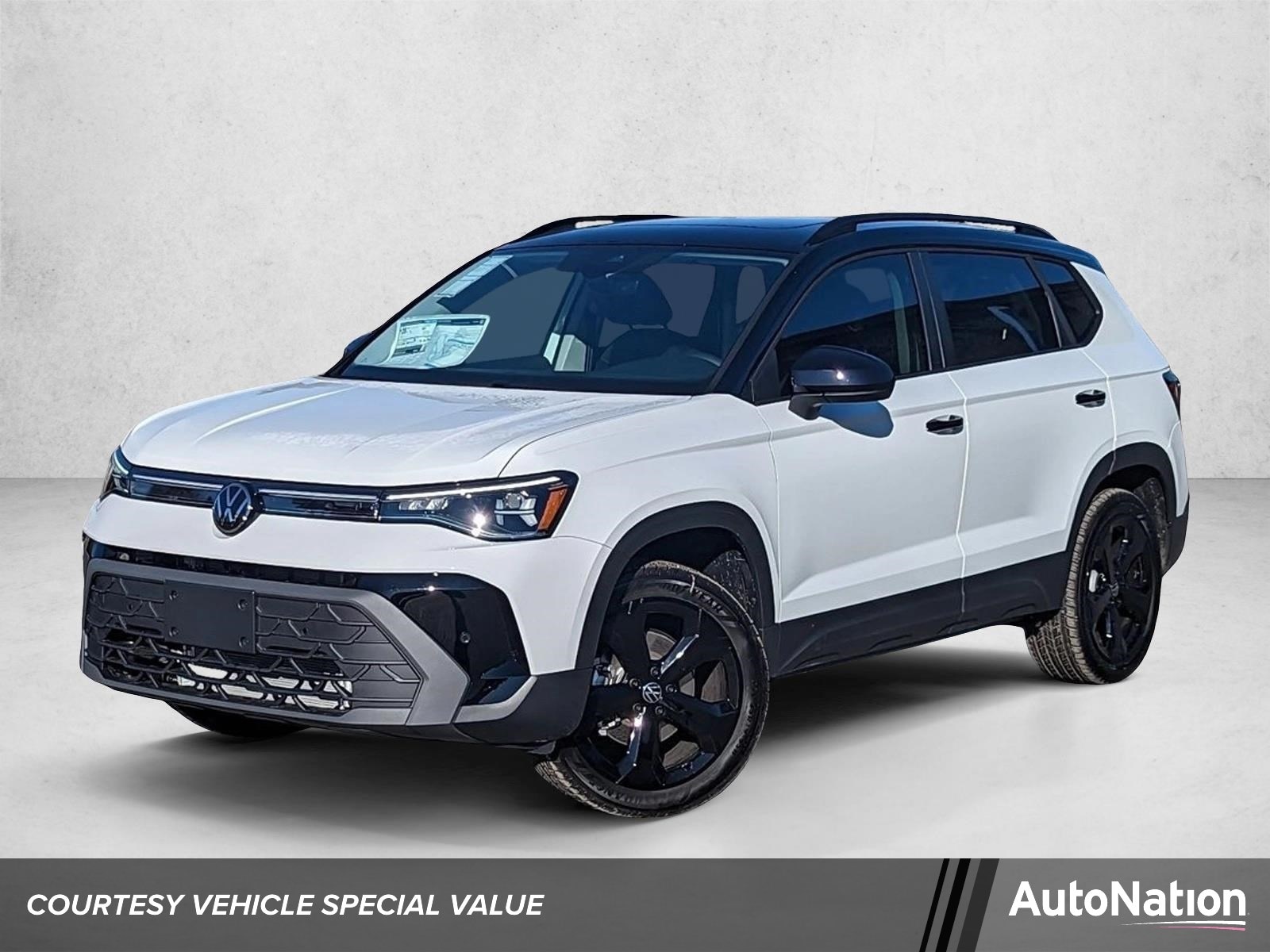 2025 Volkswagen Taos 1.5T SE Black SUV