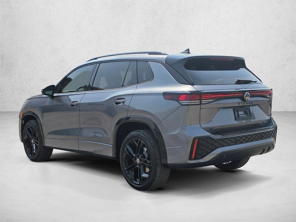 New 2026 Volkswagen Tiguan SE R-Line Black SUV