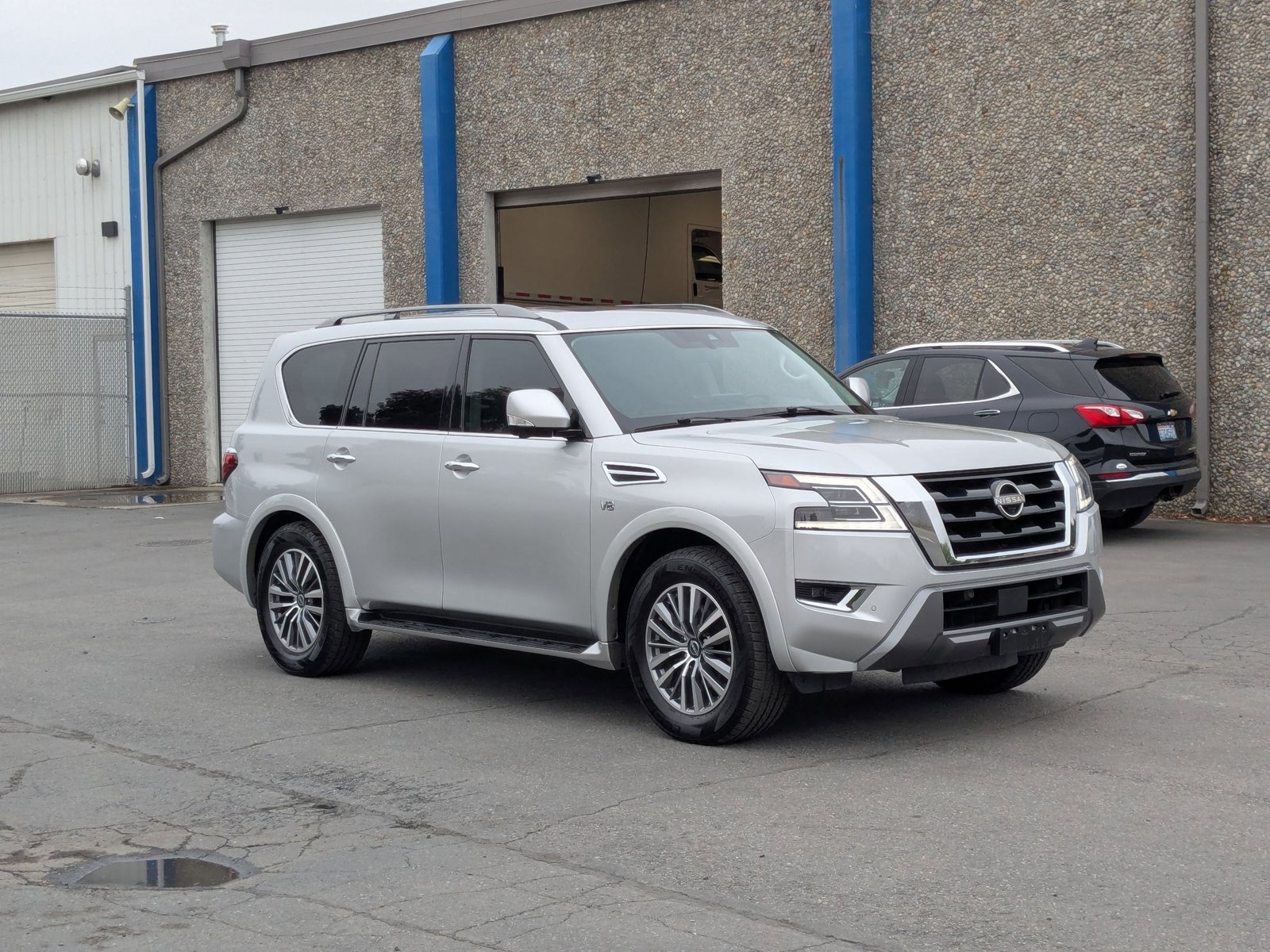 2021 Nissan Armada SL photo 3