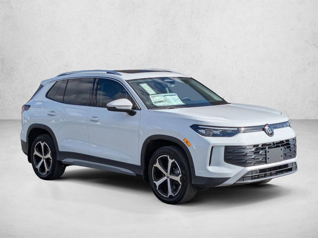 New 2026 Volkswagen Tiguan 2.0T SE SUV