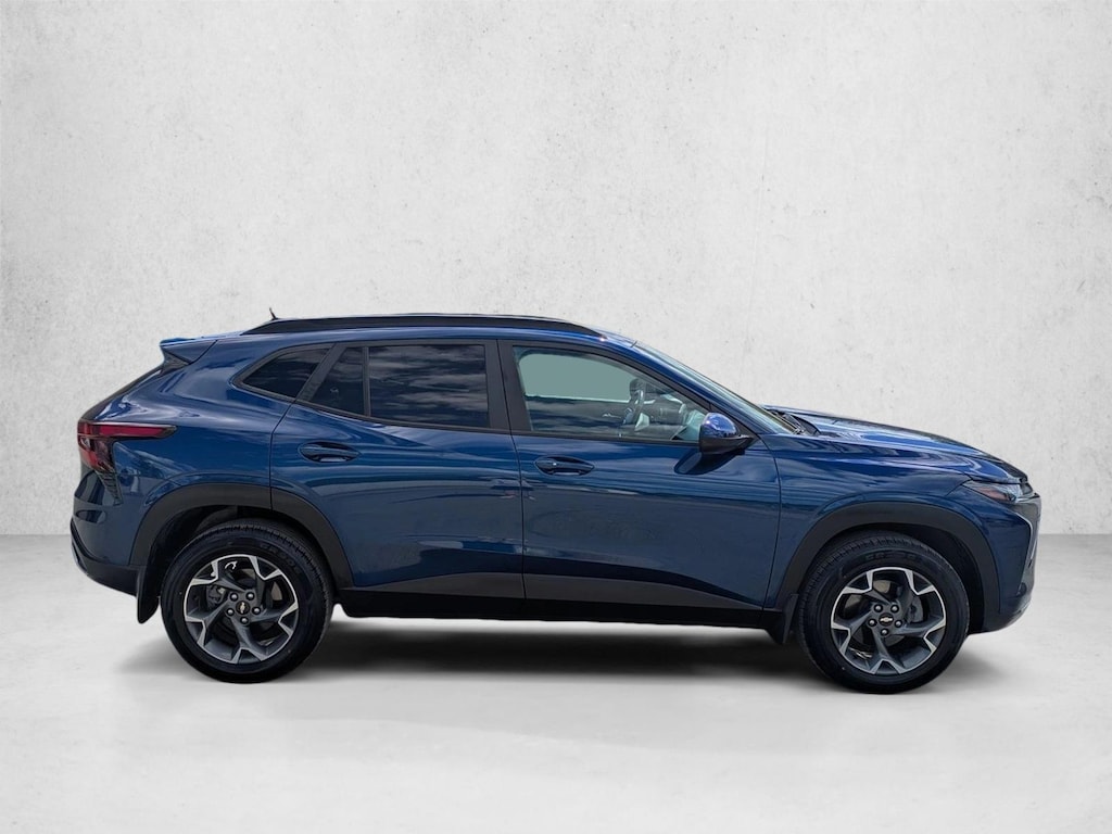 Used 2024 Chevrolet Trax LT SUV