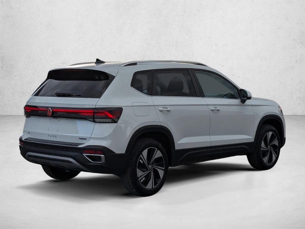 New 2025 Volkswagen Taos 1.5T SE SUV