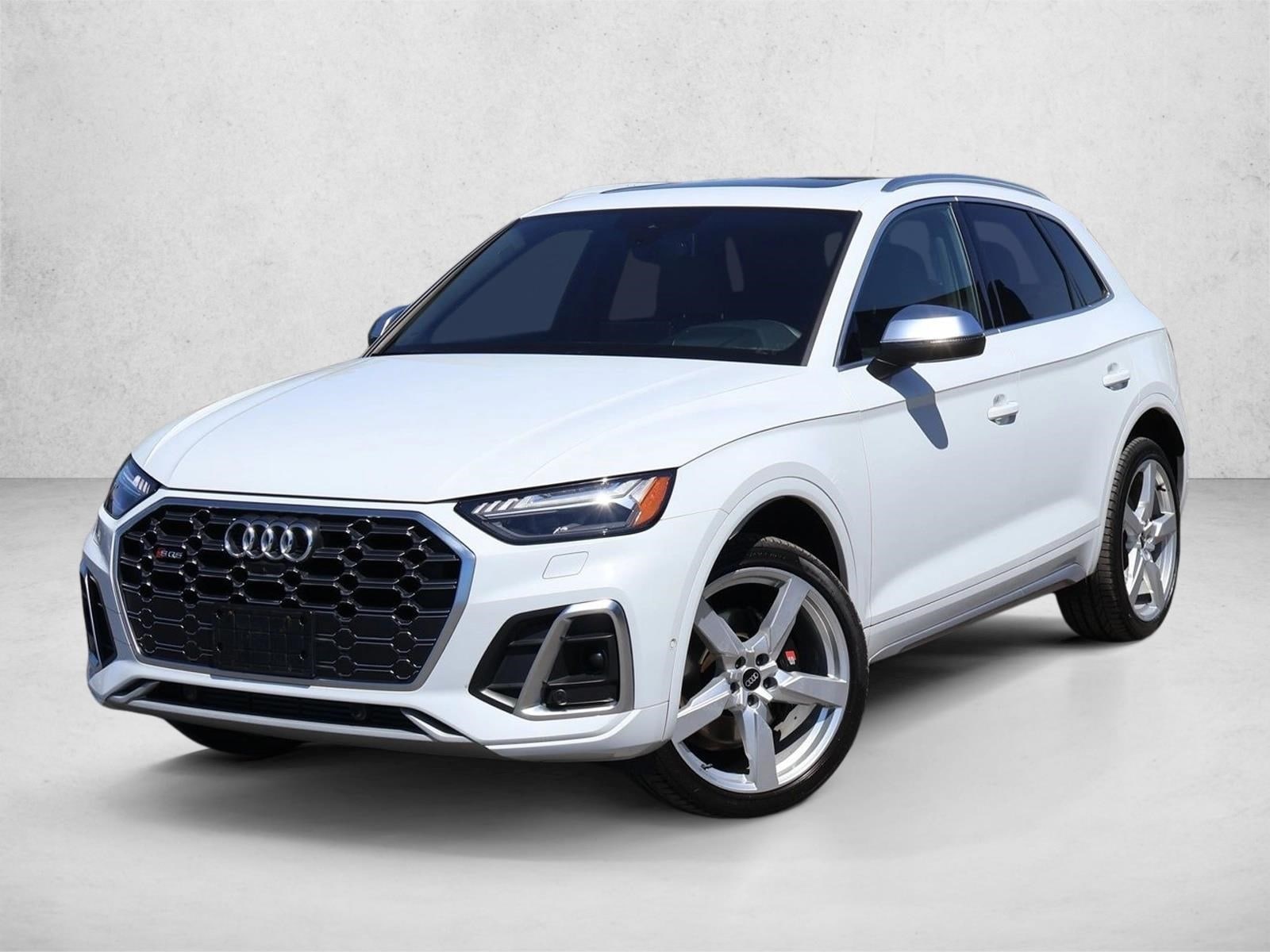 2023 Audi SQ5 Prestige's photo