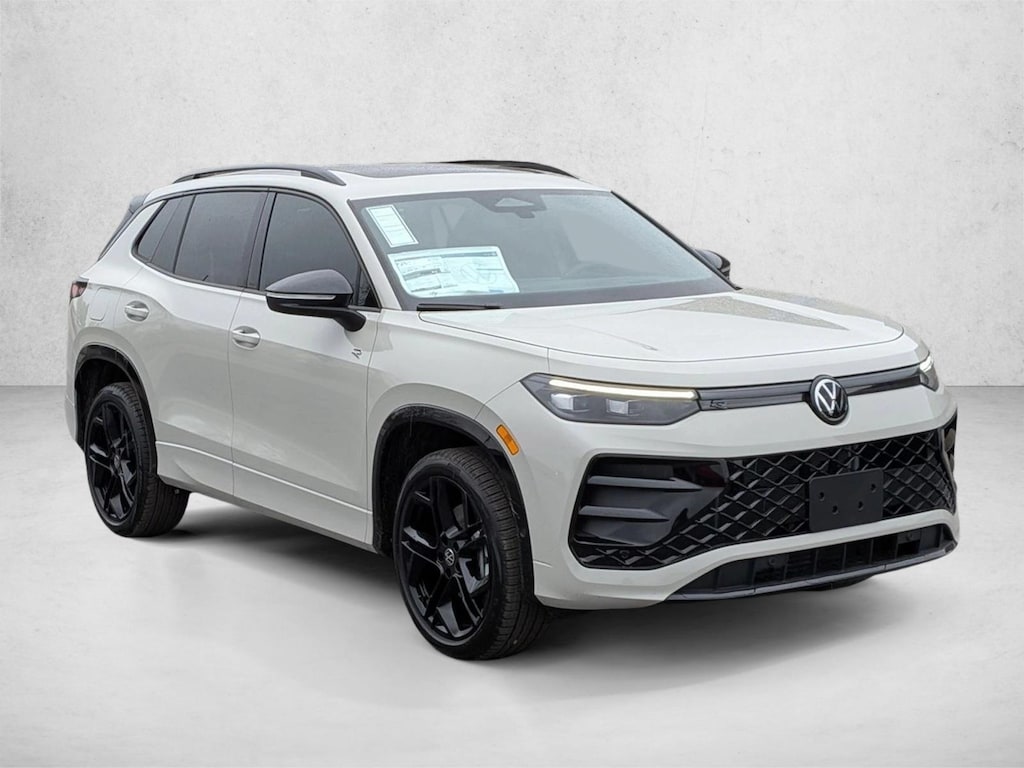 New 2026 Volkswagen Tiguan 2.0T SE R-Line Black SUV