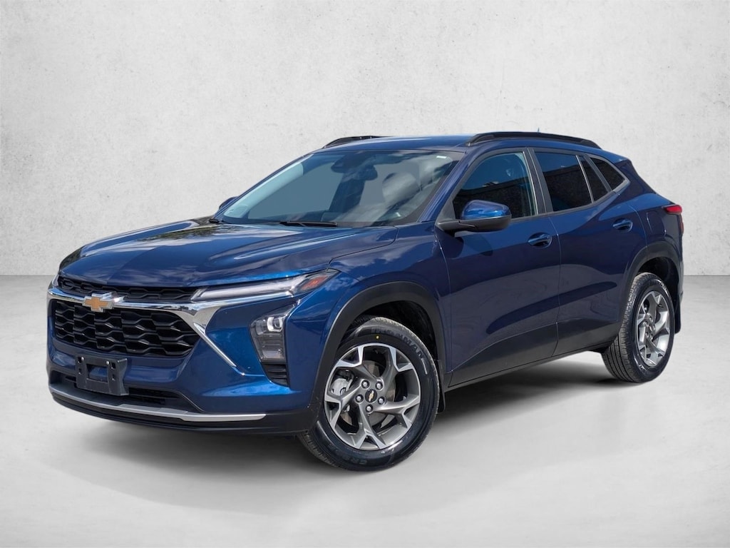 Used 2024 Chevrolet Trax LT SUV