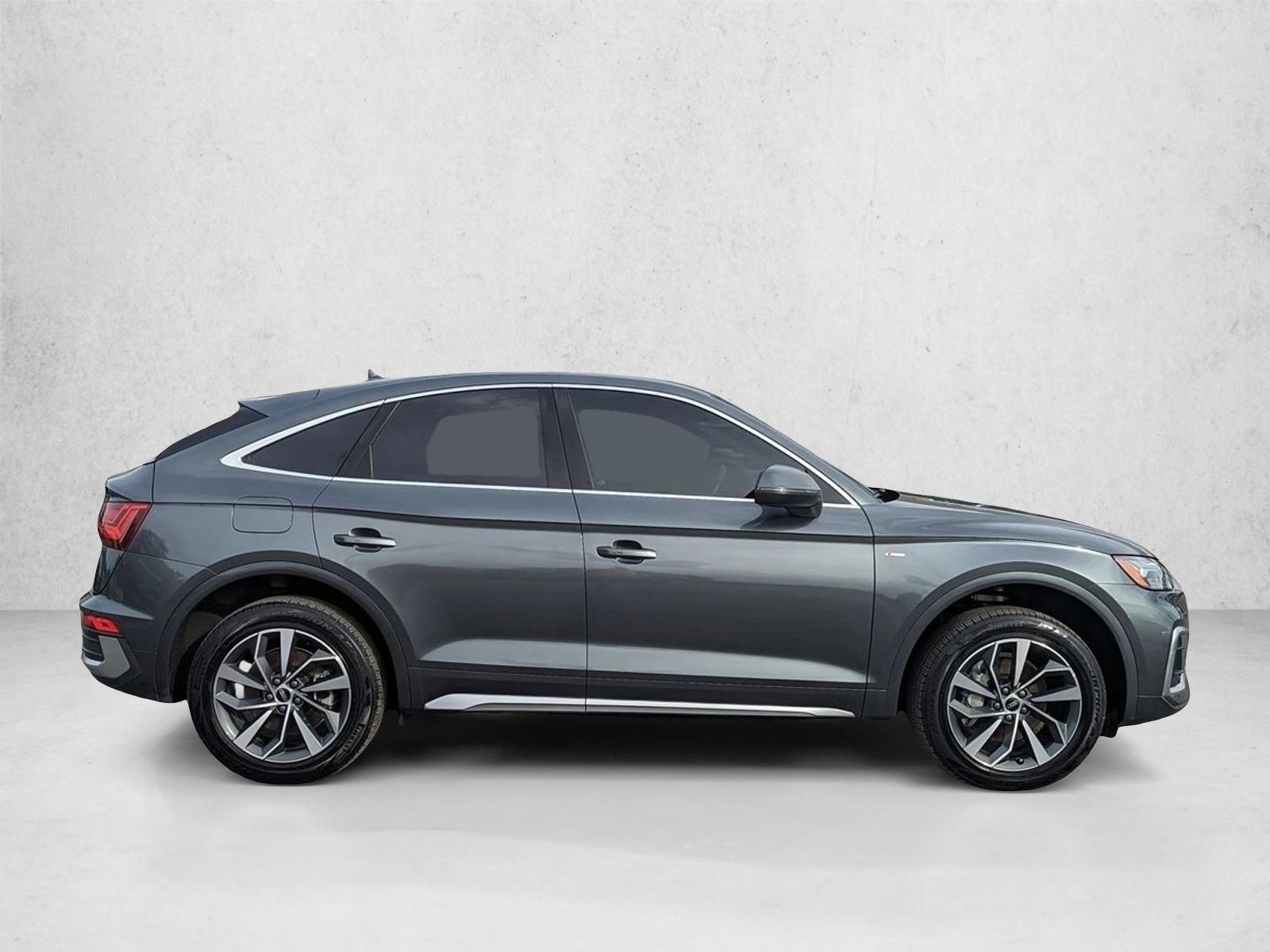 2023 Audi Q5 Sportback 45 S line Premium photo 3