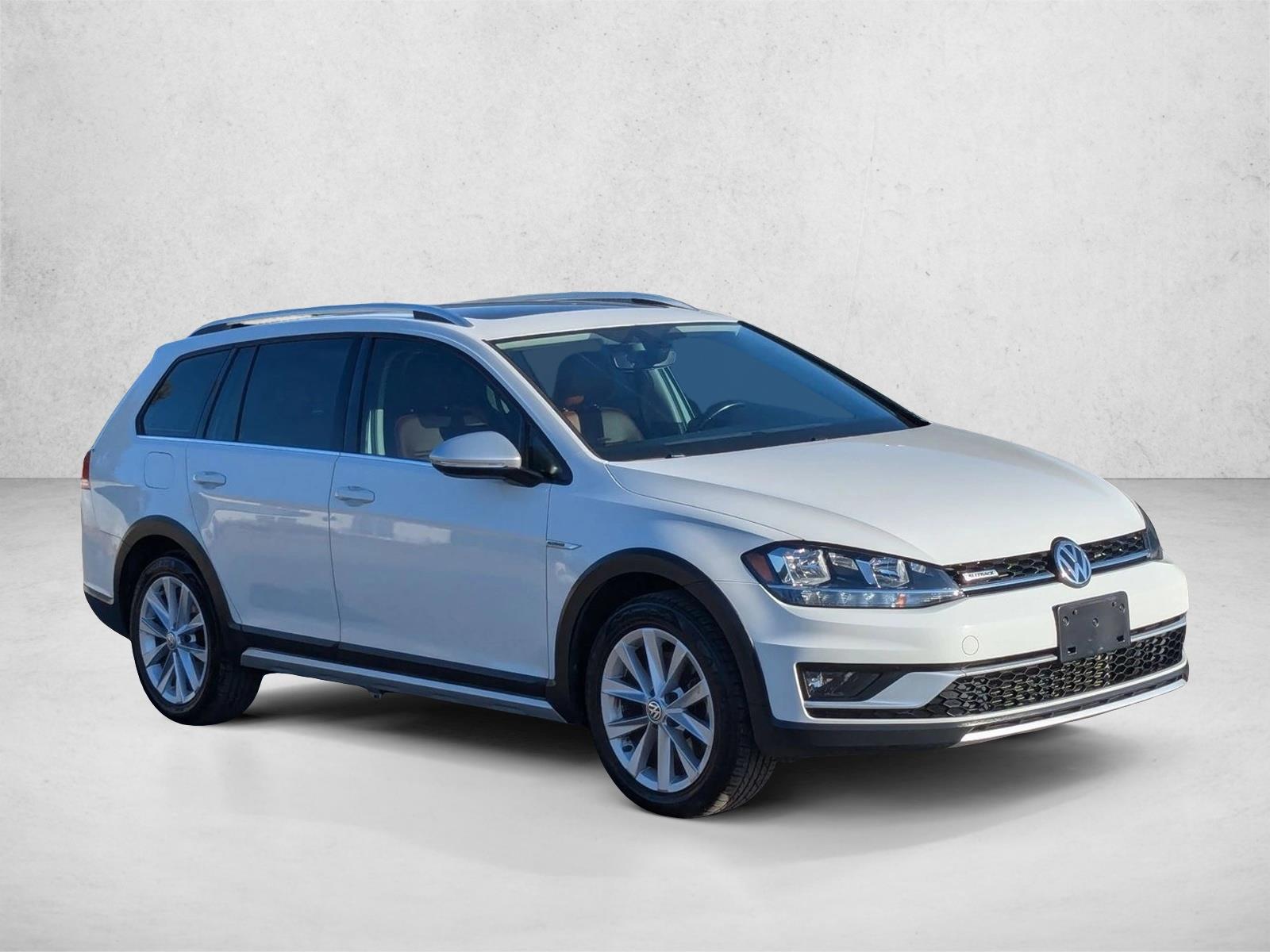 2019 Volkswagen Golf Alltrack TSI SE 4Motion photo 3