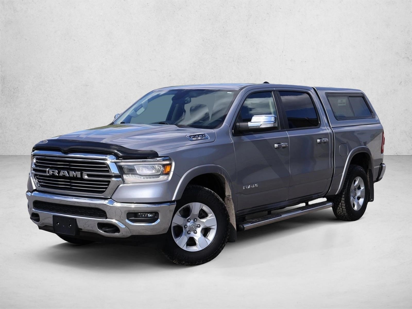 2019 RAM 1500 Laramie 4x4 Crew Cab 5'7's photo
