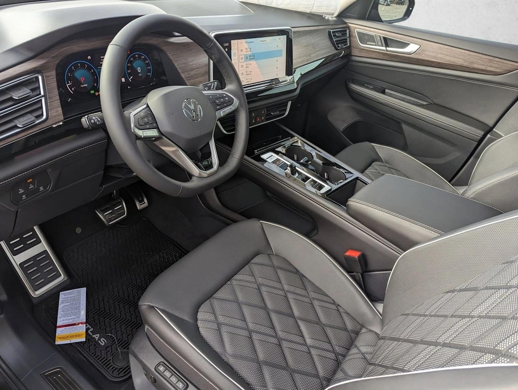 New 2026 Volkswagen Atlas 2.0T SEL Premium R-Line SUV