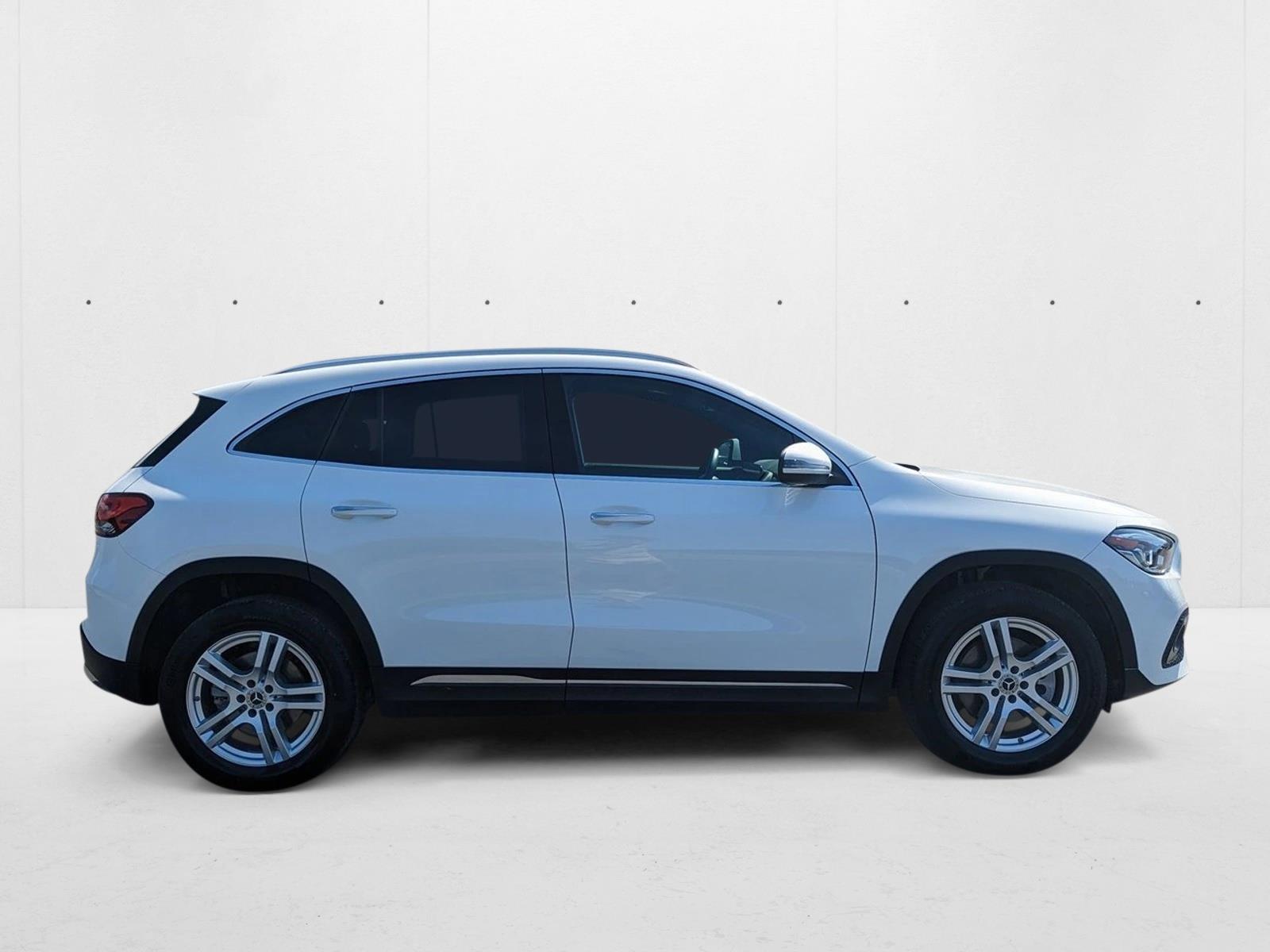 2022 Mercedes Benz GLA 250 photo 4