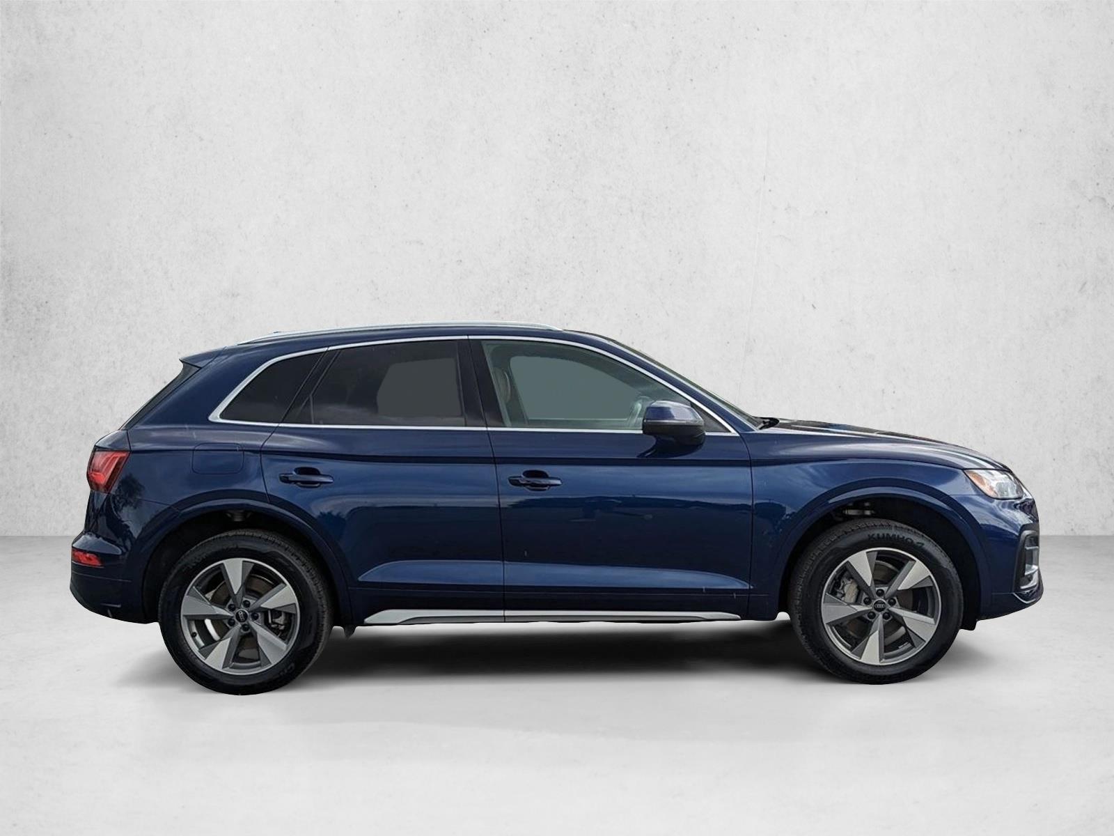 2024 Audi Q5 40 Premium Plus photo 3