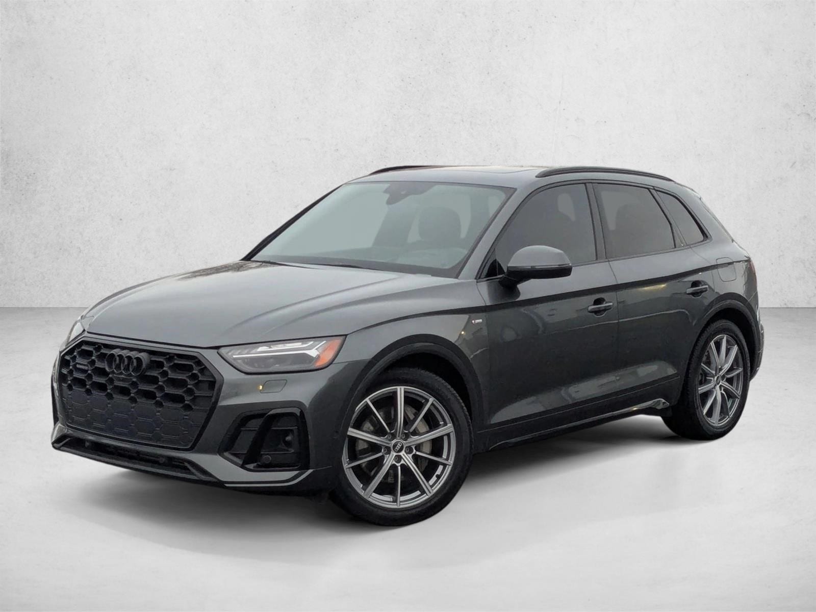 2022 Audi Q5 Prestige's photo