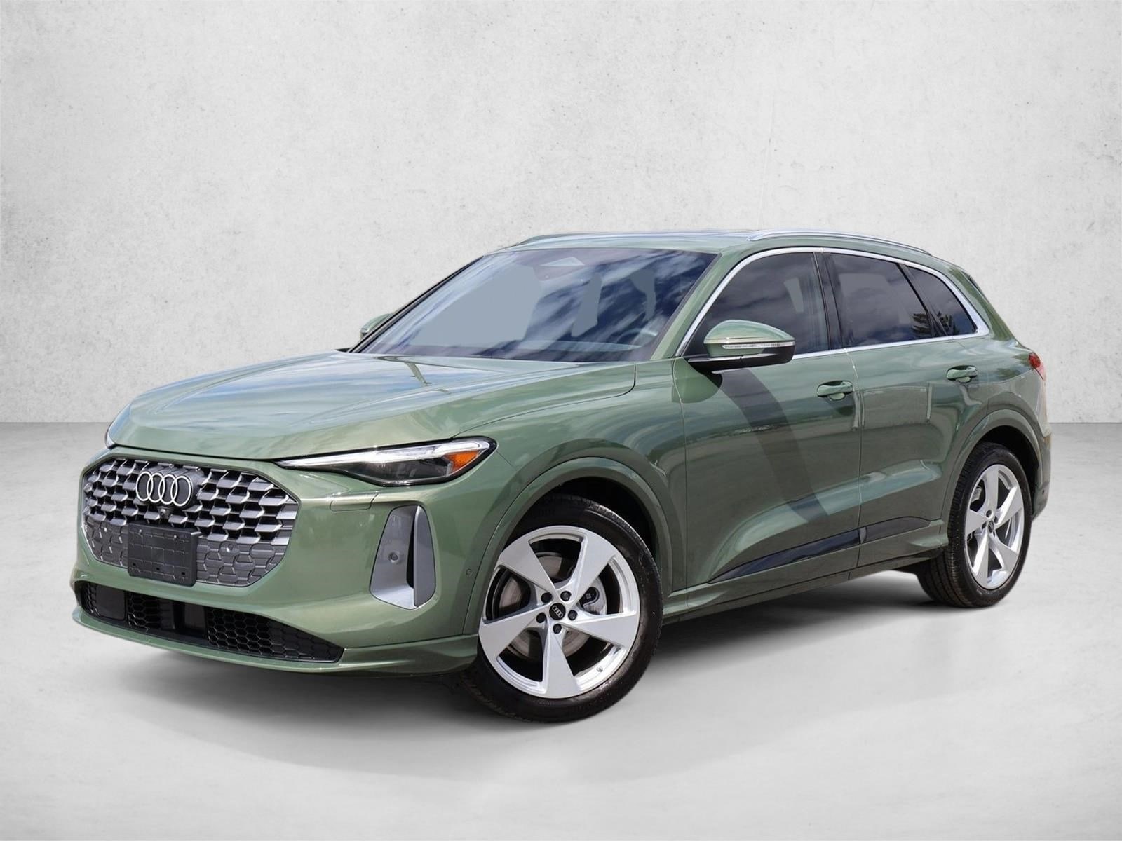 2025 Audi Q5 40 Prestige's photo