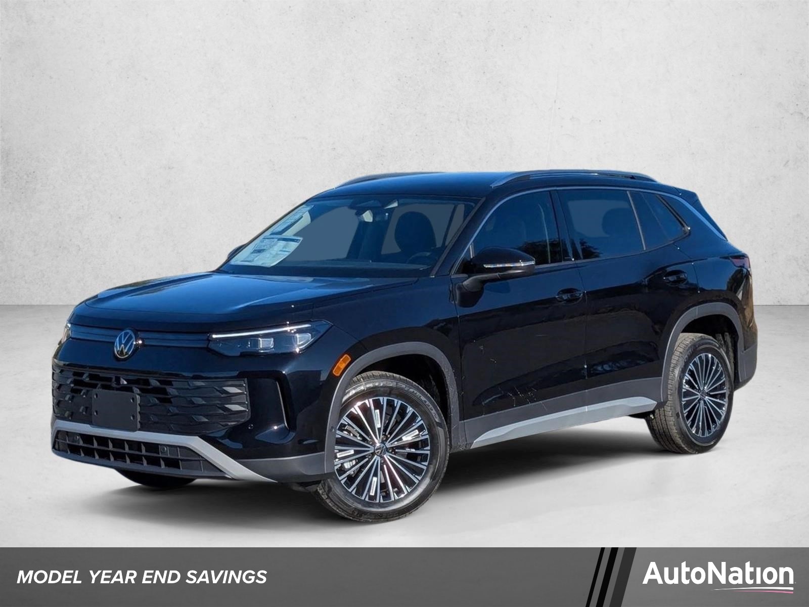 2025 Volkswagen Tiguan 2.0T S 4Motion's photo