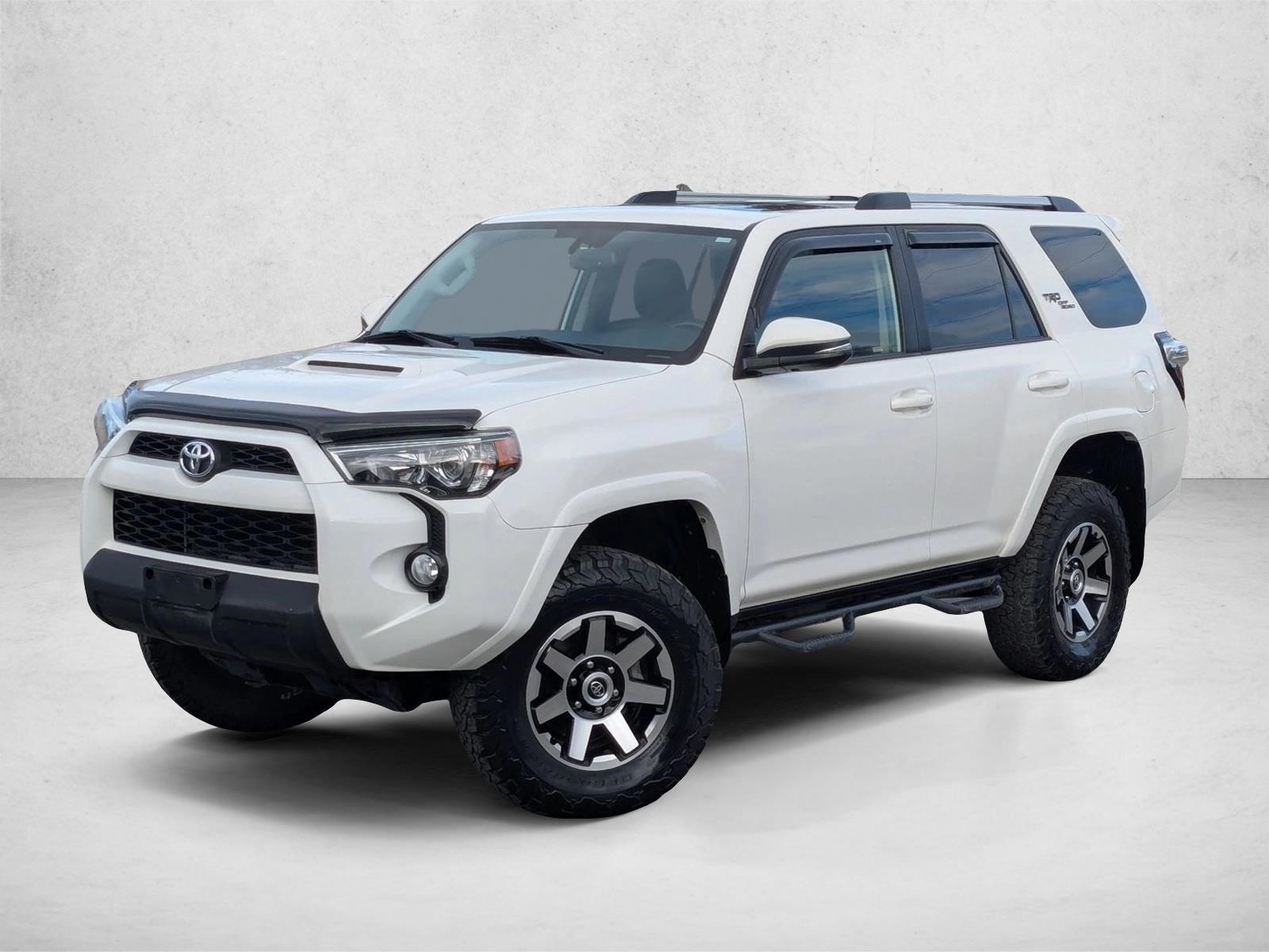 2018 Toyota 4Runner Off-Road Premium's photo